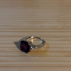 white gold genuine Amethist Ring with 2pt genuine Diamond